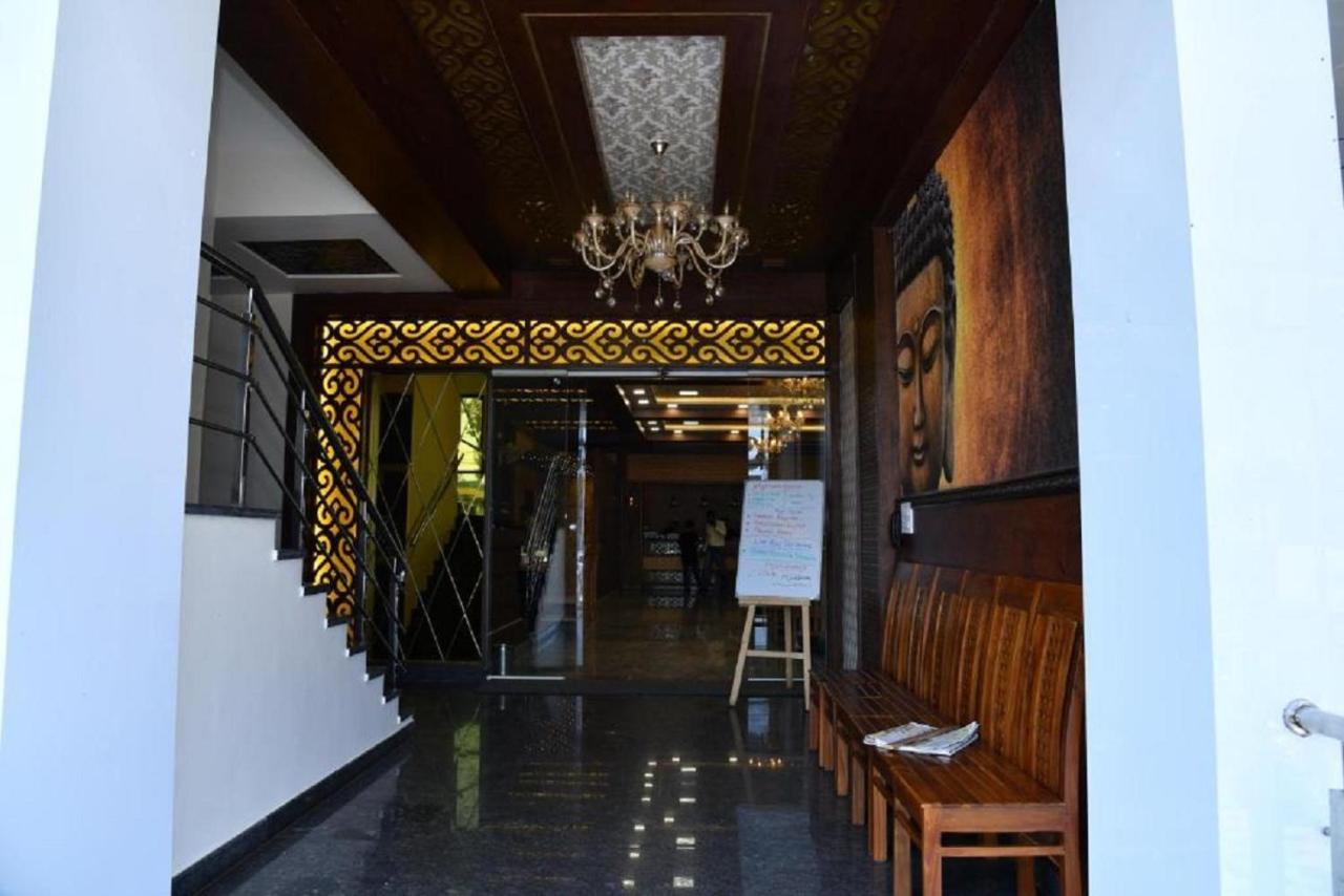 Ssr Residency Hotell Mandya Eksteriør bilde