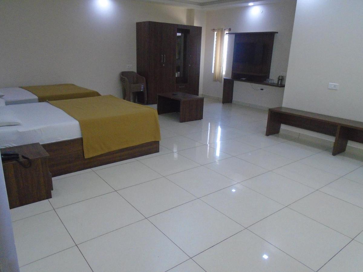 Ssr Residency Hotell Mandya Eksteriør bilde
